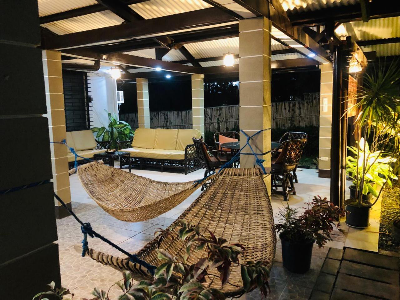 Matutina pensiónne Puerto Princesa Exterior foto