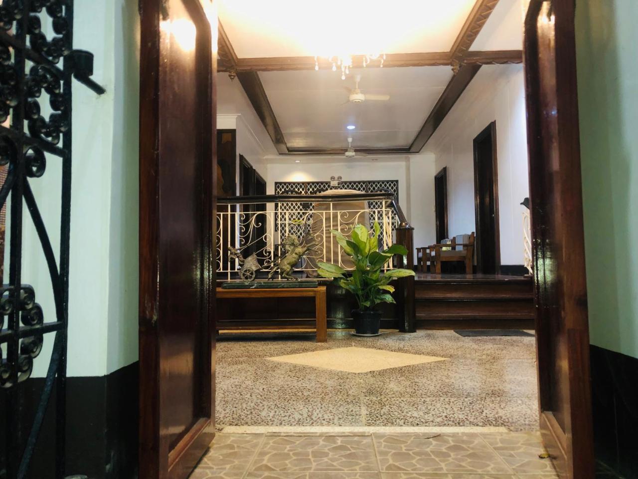 Matutina pensiónne Puerto Princesa Exterior foto